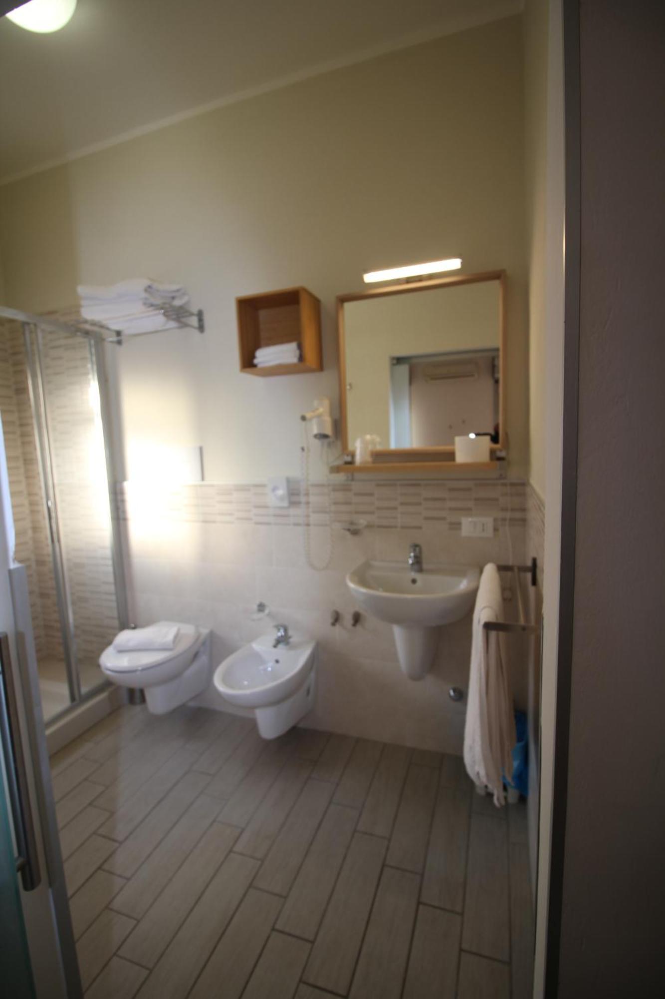 Hotel Firenze Caorle Exterior foto