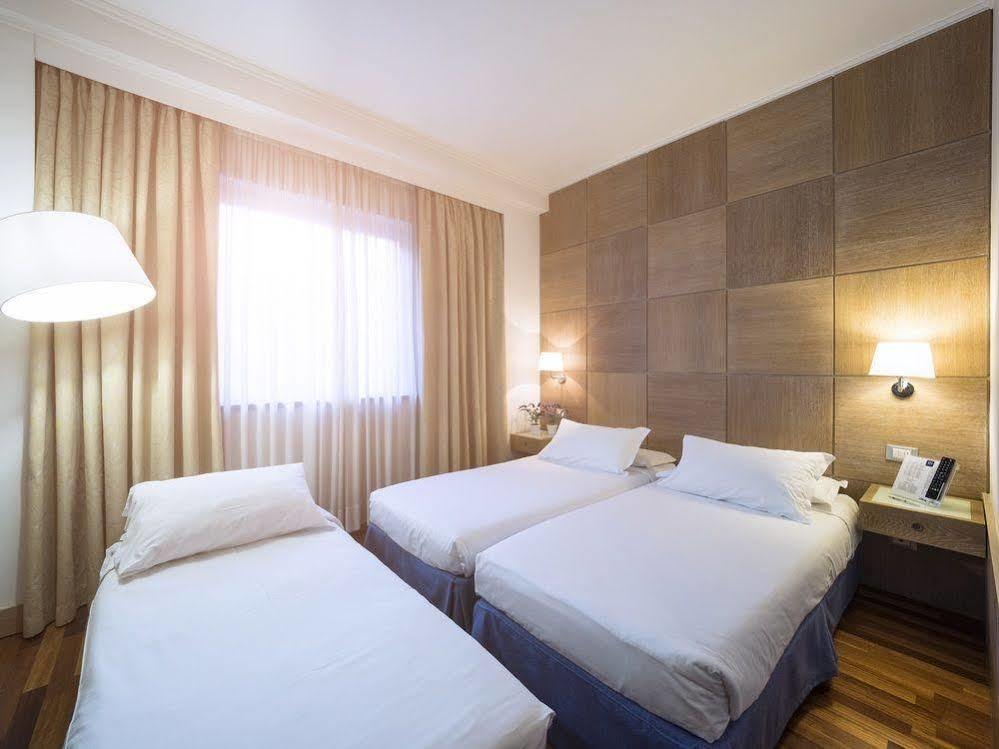 Hotel Firenze Caorle Exterior foto